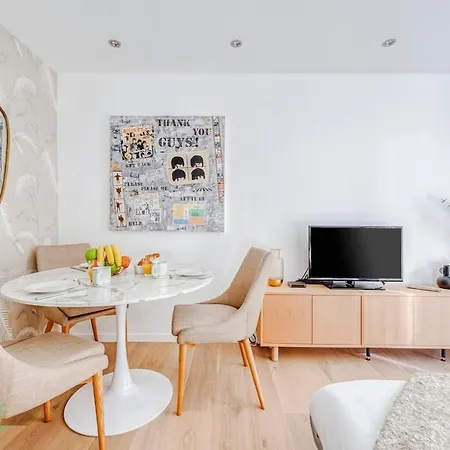 Beautiful Close To Beaches And Palaces