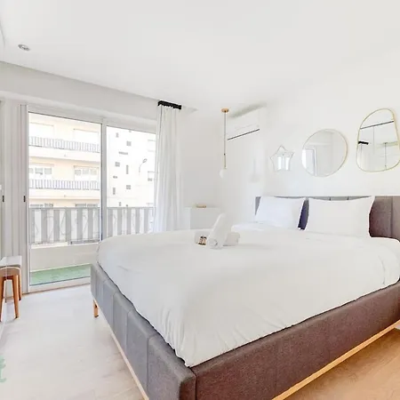 Beautiful Close To Beaches And Palaces